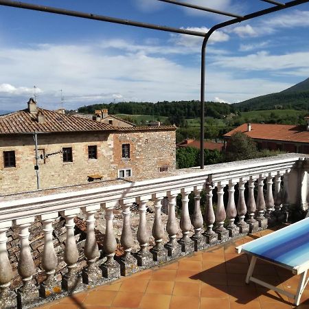 Апартаменти Mansarda Con Solarium Panoramico Su Centro Storico Di Sarteano Vicino Alle Famose Terme Della Val D'Orcia Екстер'єр фото